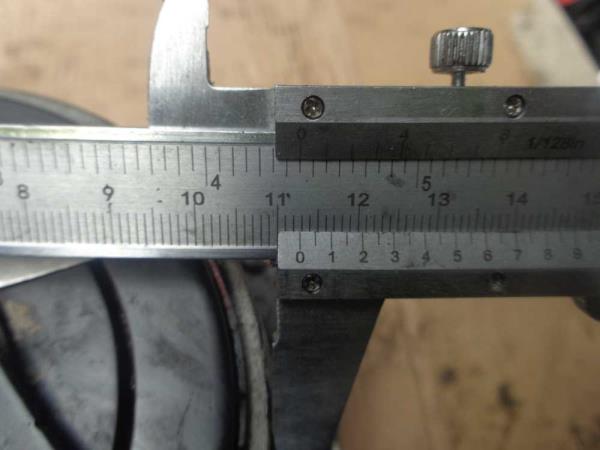 COMPRESSEUR DE CLIMATISATION VOLVO - Vue 3